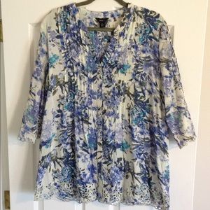 Intro large 3/4 sleeve shirt with floral design
